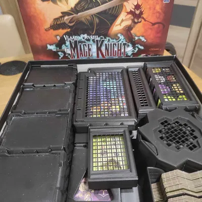 Bộ tổ chức cao cấp cho Mage Knight với hệ thống lưu trữ