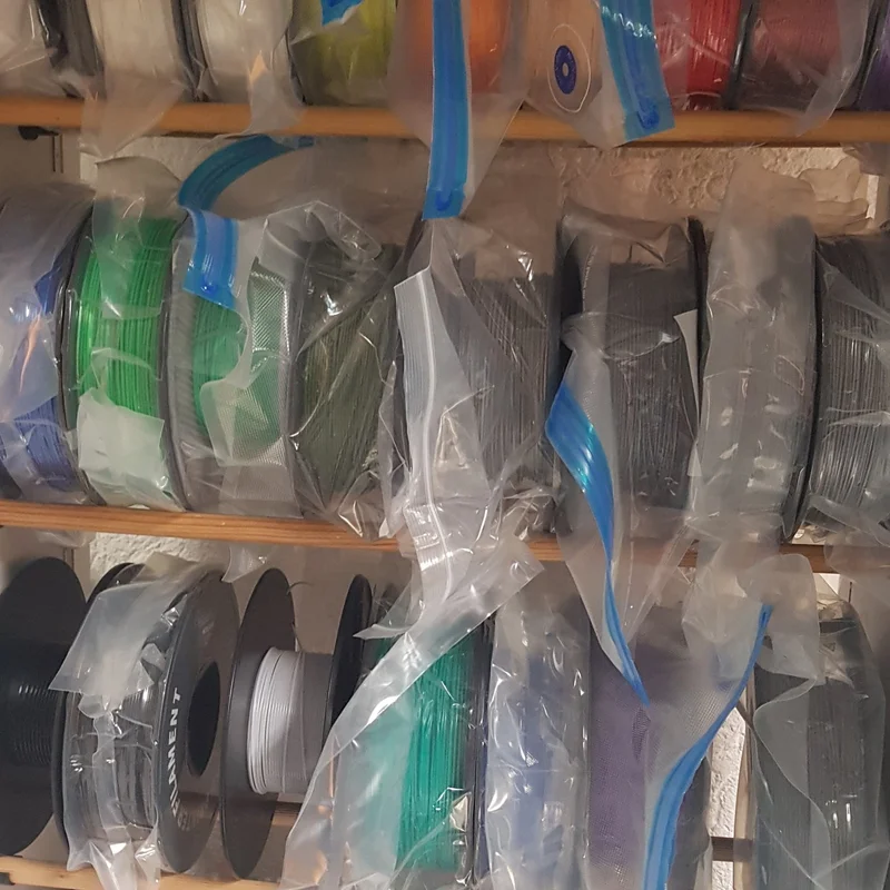 Giá đỡ cho thanh tròn trong tổ chức cuộn filament