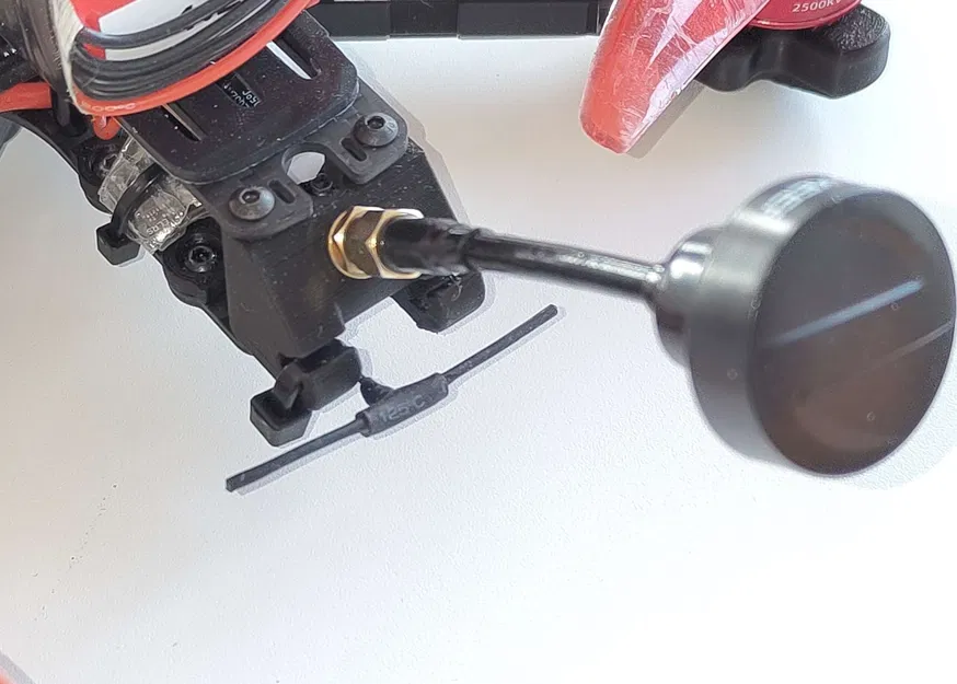 Giá đỡ kết nối SMA cho TBS Source One V5 - Image 2