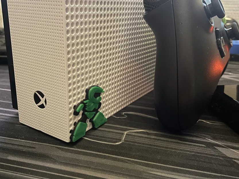 Mô hình Master Chief trứng phục sinh từ Xbox One S - Image 2