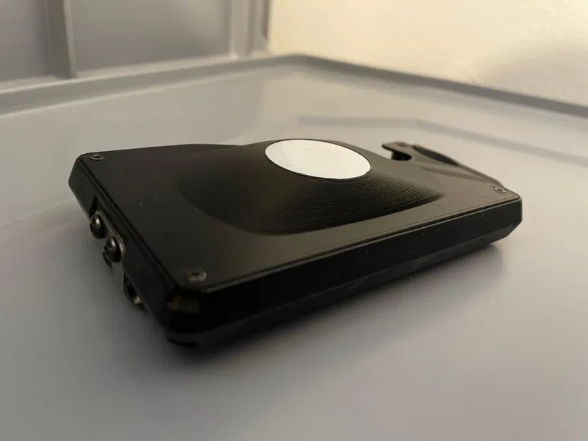 Mặt trước tích hợp Airtag cho ví/thẻ Fantom - Image 1