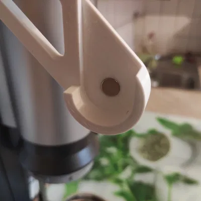 Máy phân phát giấy ăn treo dưới kệ bếp có thể vặn vít