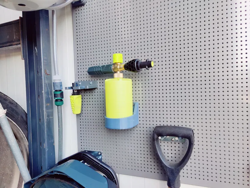 Giá đỡ súng phun bọt AVA trên bảng treo Biltema - Image 1