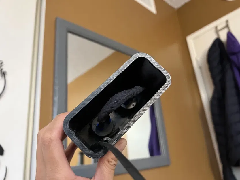 Hộp đựng 2 ổ cắm điện xe hơi cho Ford Maverick - Image 2