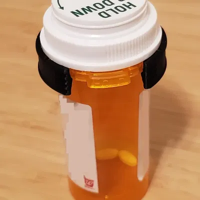 Vòng nhãn cho chai thuốc tái sử dụng giúp phân biệt thuốc