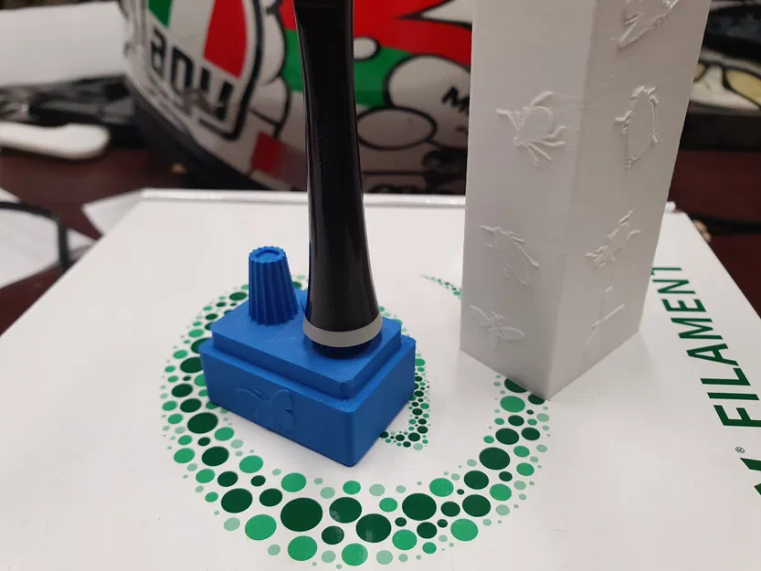 Hộp đựng đầu bàn chải Oral-B chống côn trùng - Image 2