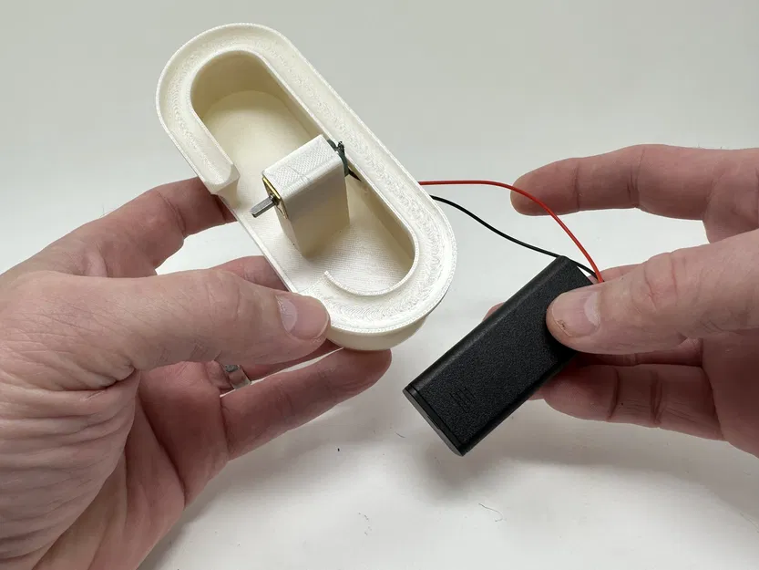 Bộ Marblevator đơn giản với động cơ và bánh xe 3D in - Image 3