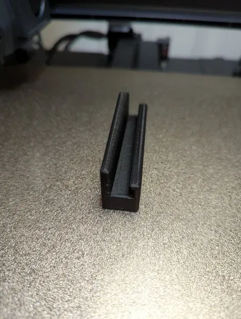 Giá đỡ kệ tủ lạnh G.E Americana chống trượt - Image 3