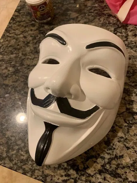 Mặt nạ Guy Fawkes từ phim V for Vendetta - Image 1