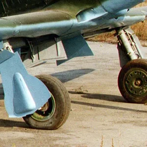 Bánh xe và lốp Mig-3 cho máy bay RC 1105mm