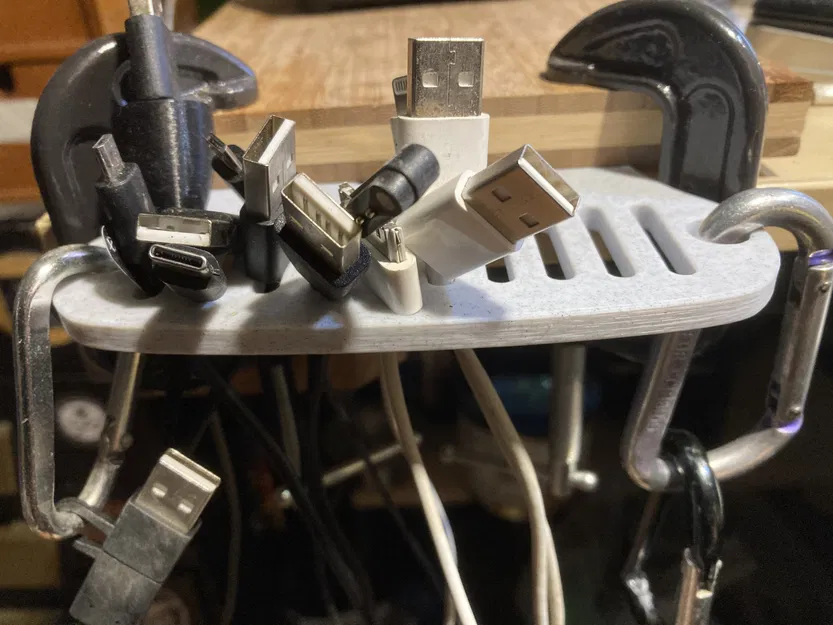 Giá đỡ cáp gập cho mép bàn làm việc - Image 1