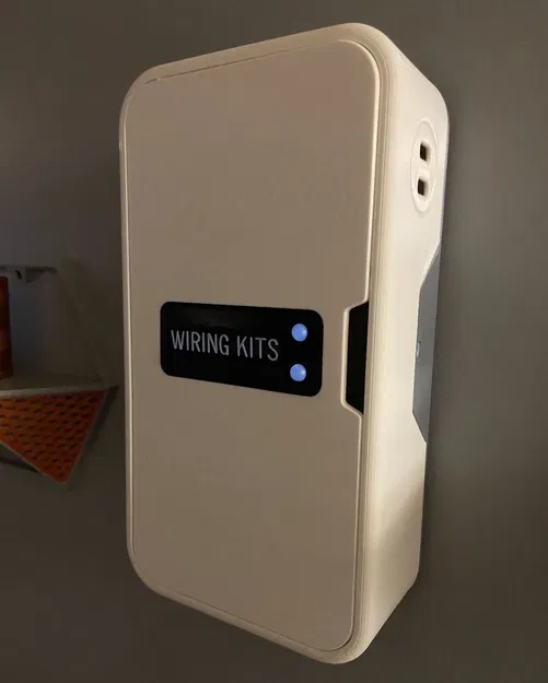 Tủ đồ lấy cảm hứng từ Wall Locker trong Subnautica - Image 1