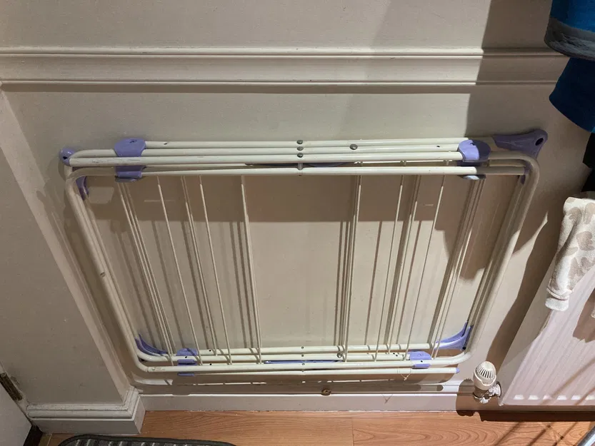 Móc treo quần áo tiện lợi gắn tường - Image 1