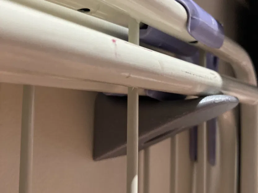 Móc treo quần áo tiện lợi gắn tường - Image 3