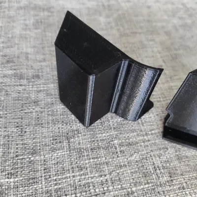 Bộ phận thay thế chân vali du lịch hỏng