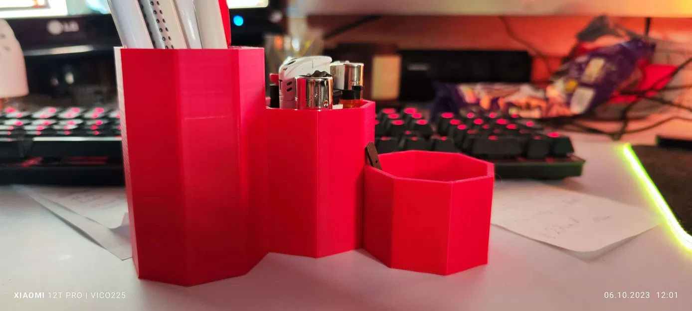 Giá đỡ bàn làm việc hình bát giác 3 chiếc - Image 1