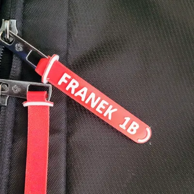 Thẻ TPU/Flex có khóa kéo - tùy chỉnh được