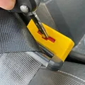 Khóa an toàn cho dây an toàn trẻ em trong ô tô - Thumbnail 3