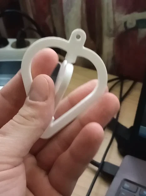Móc khóa hình trái tim có khả năng xoay - Image 2