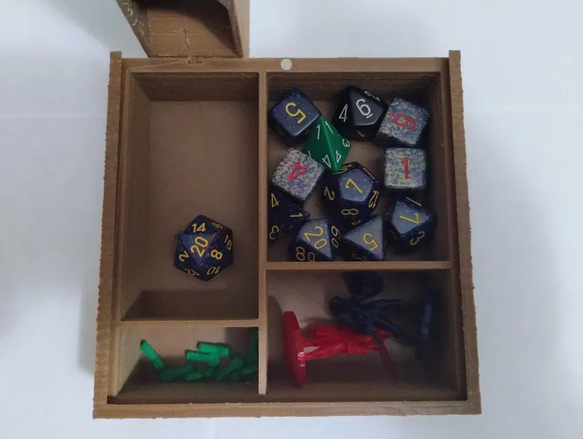 Hộp gỗ DND nhỏ gọn với tháp xúc xắc và các bộ theo dõi - Image 10