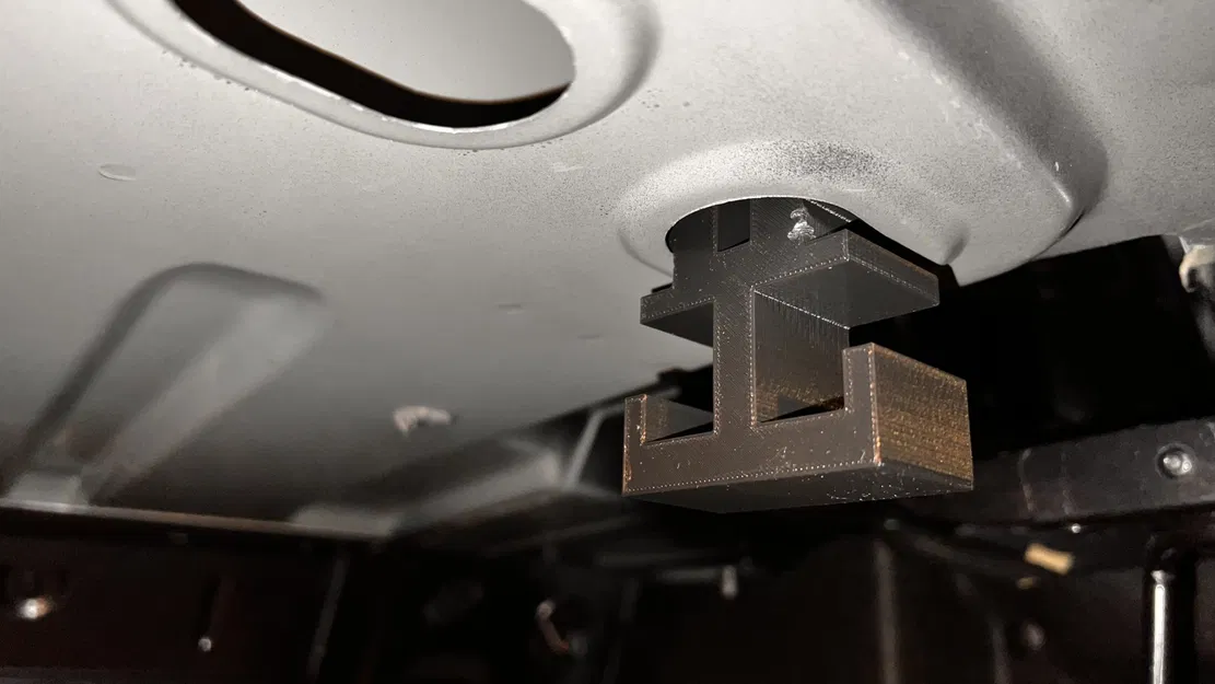 Móc treo túi trong cốp xe Dacia Logan II - Image 1