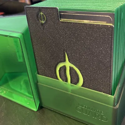 Phân chia thẻ bài MTG với biểu tượng mana Phyrexian