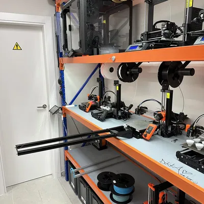 Giá đỡ Jobbox cho máy in 3D Brücke