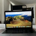 Giá đỡ iPhone cho MacBook M1 với ốp bảo vệ - Thumbnail 4