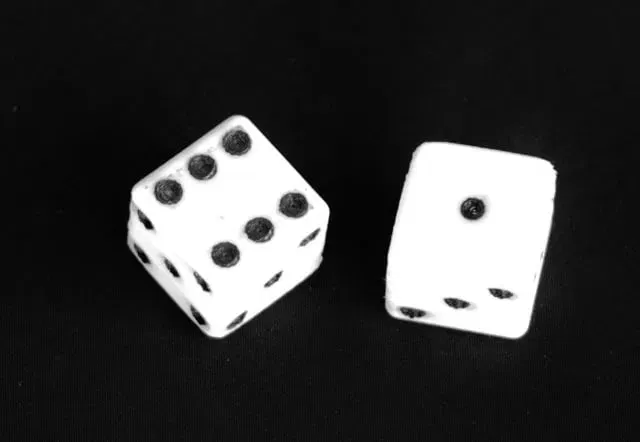 Xúc xắc lớn không đều cho dự án in 3D của bạn - Image 1