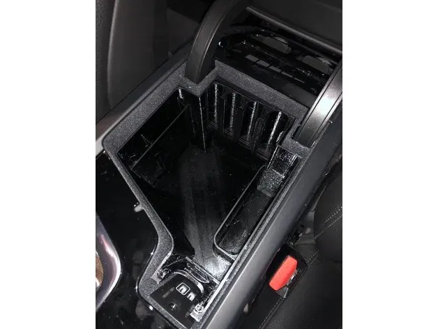 Tổ chức ngăn chứa trung tâm Volvo XC90 - Image 2