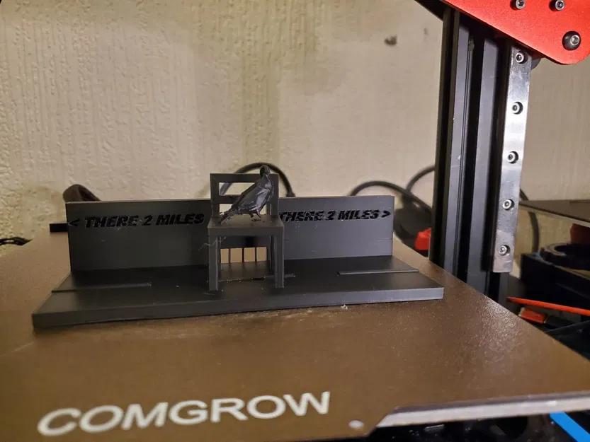 Bồ câu đang ngồi trên ghế - Image 1