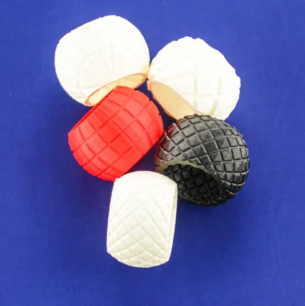 Mẫu thiết kế vòng khăn ăn khắc họa độc đáo - Image 2