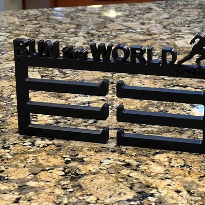 Giá treo huy chương cho người chạy marathon