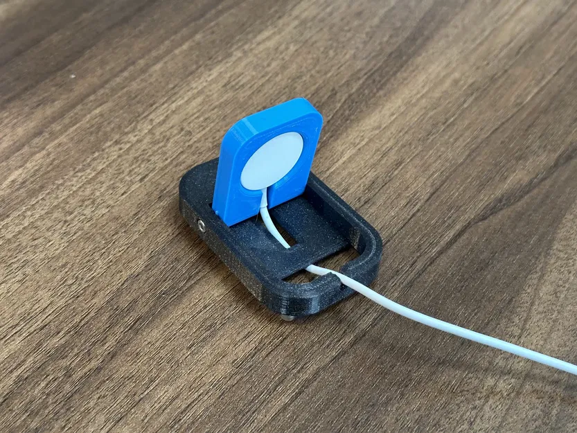 Giá đỡ Apple Watch gập gọn và di động - Image 3