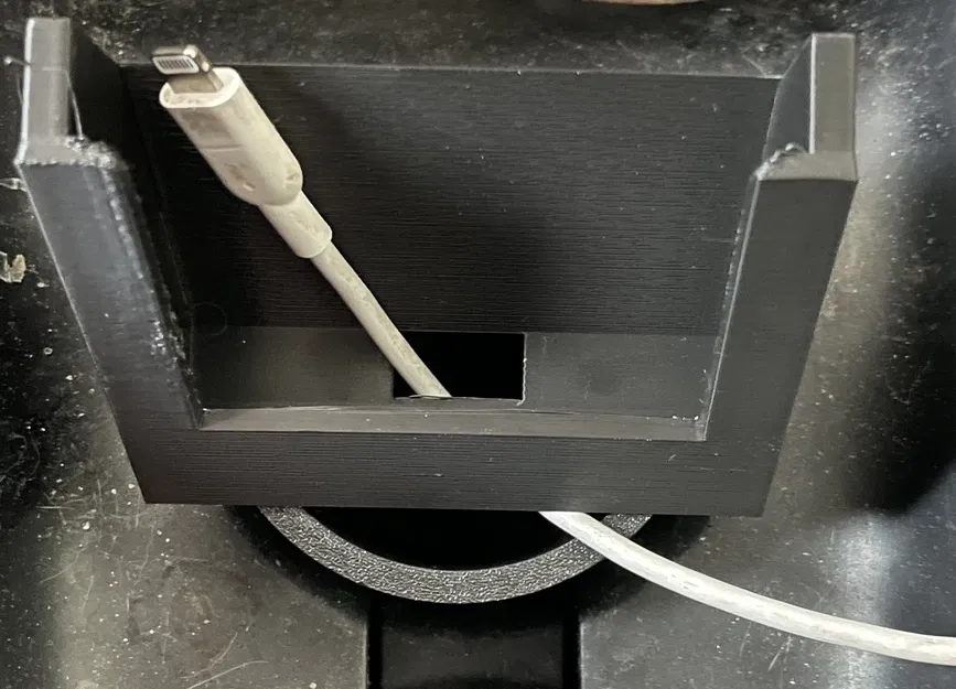 Giá đỡ điện thoại cho cốc xe hơi Toyota Prius - Image 3