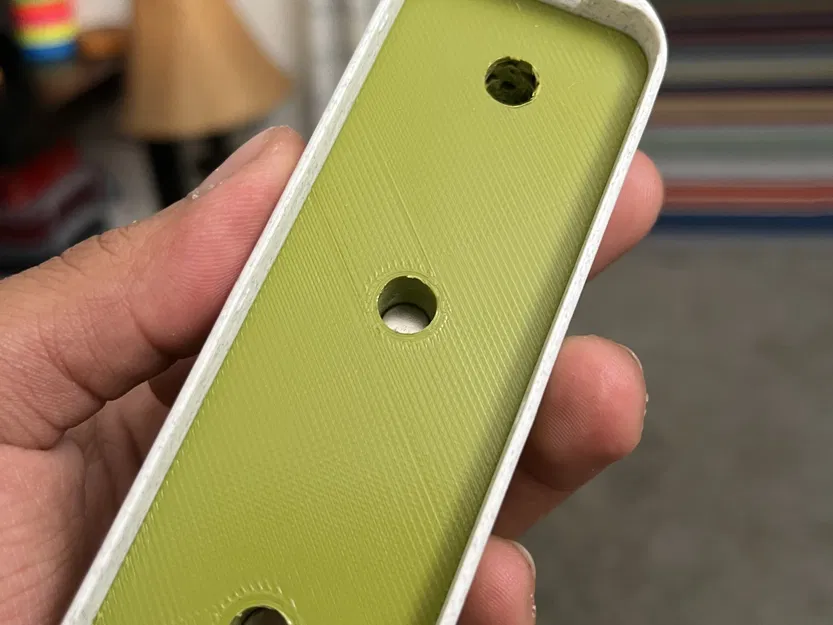 Giá đỡ điều khiển Apple TV v2 có nam châm - Image 13