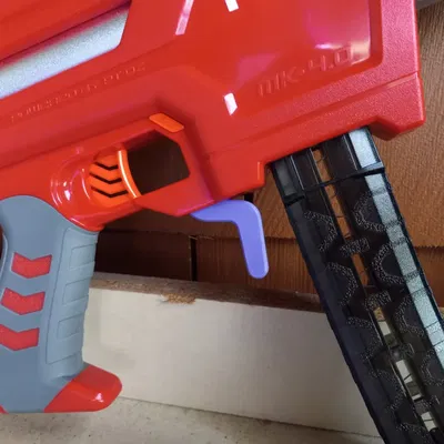 Cần gạt băng đạn DZP MK4 di chuyển về phía trước