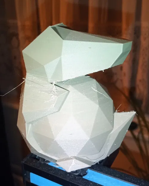 Cá sấu giun phong cách low-poly cho Halloween - Image 1