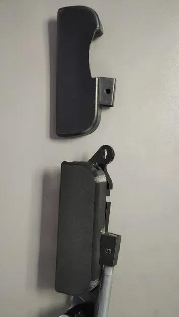 Tay cầm cho ngăn chứa đồ trên xe Viper Cabrio - Image 1