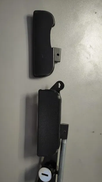 Tay cầm cho ngăn chứa đồ trên xe Viper Cabrio - Image 2