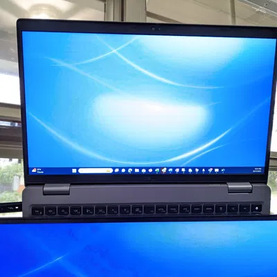 Giá đỡ laptop cho màn hình LG 32" QHD