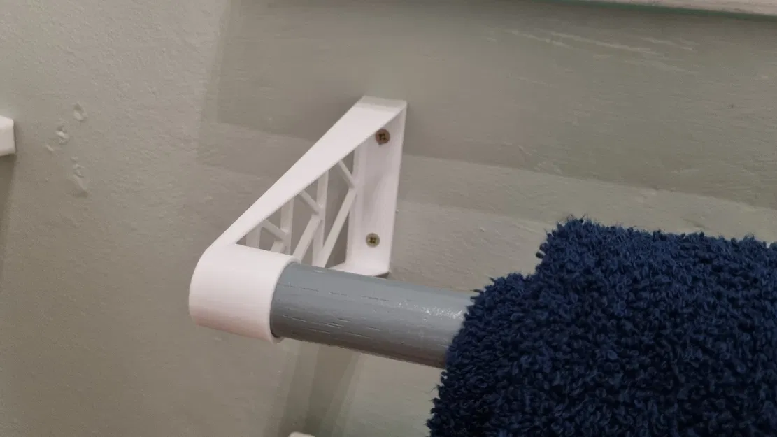 Giá đỡ khăn tắm từ tay cầm chổi cũ - Image 2