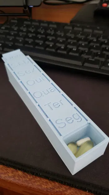 Hộp đựng thuốc hàng ngày cho viên thuốc 30mm x 20mm x 20mm - Image 1