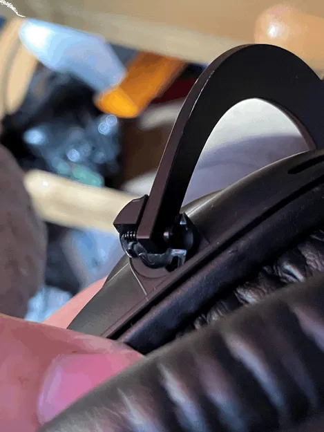 Thay thế khớp xoay cho tai nghe Logitech Pro X - Image 2