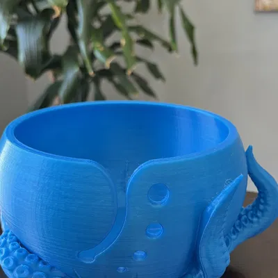 Bát len hình xúc tu độc đáo cho người đam mê đan len