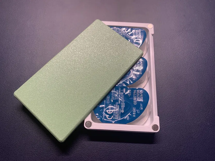 Hộp đựng kính áp tròng cho ba cặp kính - Image 2