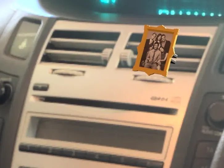 Giá đỡ khung ảnh cho ô tô của bạn - Image 2