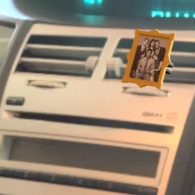 Giá đỡ khung ảnh cho ô tô của bạn