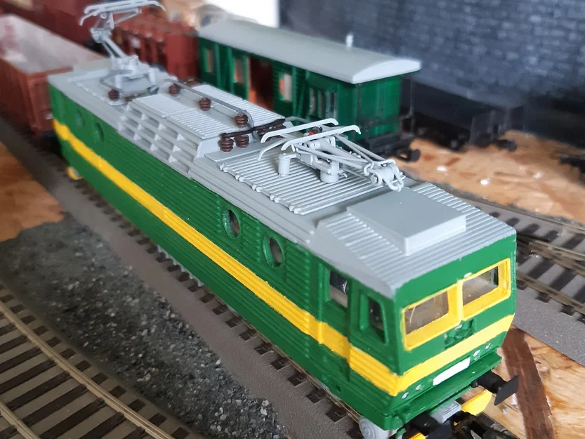 Đầu máy xe lửa 162/3 kiểu Peršing Kastle tỷ lệ 1/87 H0 - Image 4