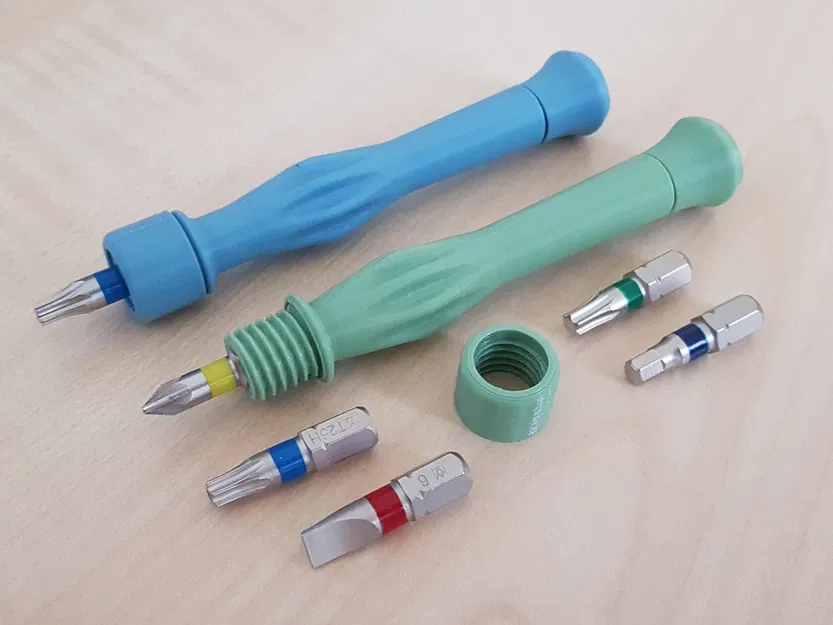 Tuốc nơ vít có khóa cơ học và bánh xe tự do in tại chỗ - Image 1